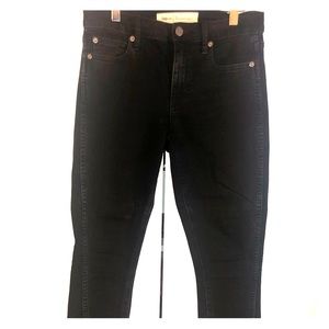 GAP skinny jeans